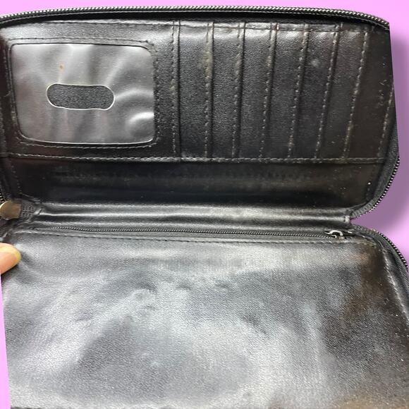 NWT SANRIO HELLO KITTY Black and Gray Hello Kitty Zip Around Wallet/Clutch - Picture 11 of 15